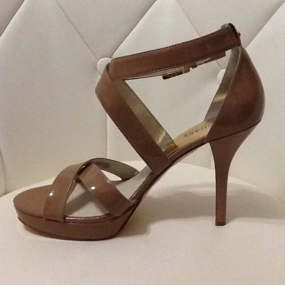 Michael Michael Kors Evie Platform